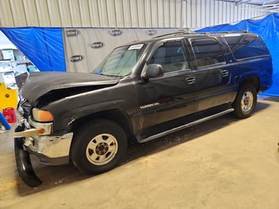 3GKEC16Z02G****** 2002 GMC Yukon XL