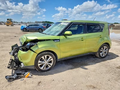 KNDJP3A5XG7****** 2016 Kia Soul
