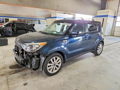 KNDJP3A55K7****** 2019 Kia Soul