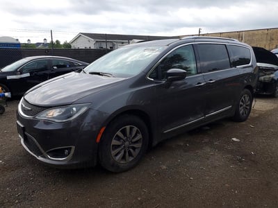 2C4RC1EG8KR****** 2019 Chrysler Pacifica