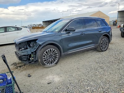 5LMCJ2D90NU****** 2022 Lincoln Corsair