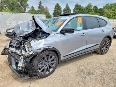 5J8YE1H09SL****** 2025 Acura MDX