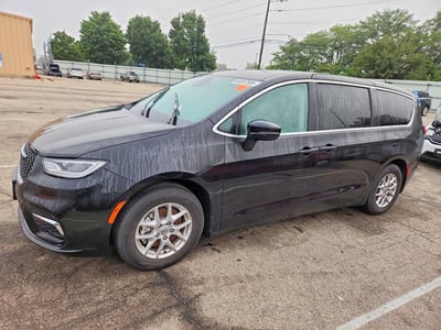 2C4RC1BG5RR****** 2024 Chrysler Pacifica
