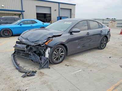 3KPF24AD0PE****** 2023 Kia Forte