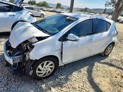 JTDKDTB34F1****** 2015 Toyota Prius C