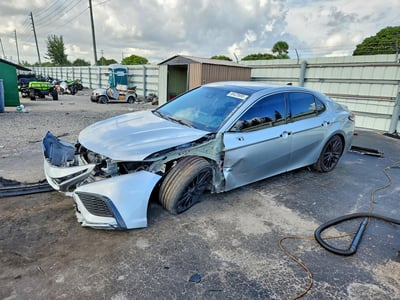 4T1K61BK2MU****** 2021 Toyota Camry