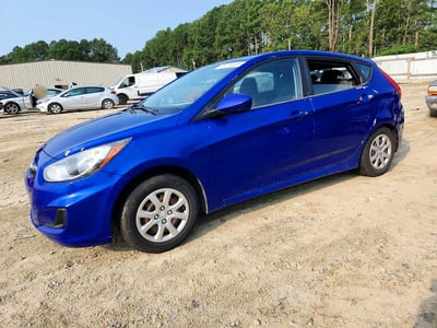 KMHCT5AE8CU****** 2012 Hyundai Accent
