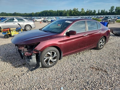 1HGCR2F38HA****** 2017 Honda Accord