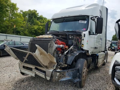 4V4NC9TG9GN****** 2016 Volvo VNL