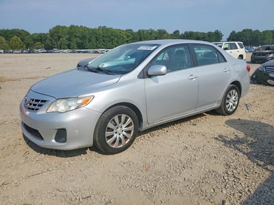 5YFBU4EE4DP****** 2013 Toyota Corolla