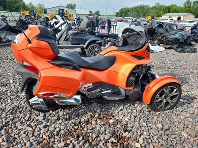 2BXNBDD21KV****** 2019 Can-Am Spyder Rt