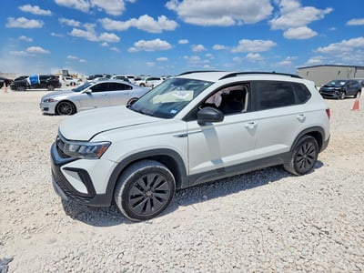 3VVDX7B26PM****** 2023 Volkswagen Taos
