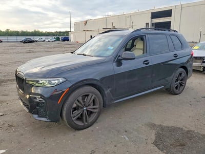 5UXCW2C08N9****** 2022 BMW X7