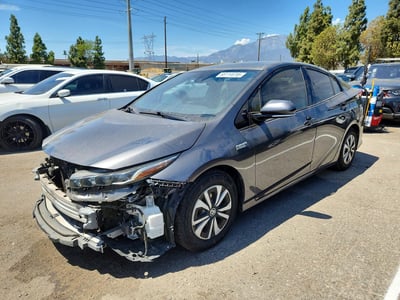JTDKARFP6J3****** 2018 Toyota Prius Plug-In