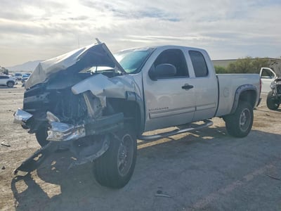 1GCRKSE35BZ****** 2011 Chevrolet Silverado