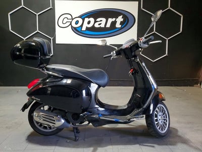 ZAPM818G7H5****** 2017 Vespa Primavera