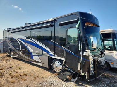 4UZACHFC1JC****** 2018 Freightliner Xcr Chassis