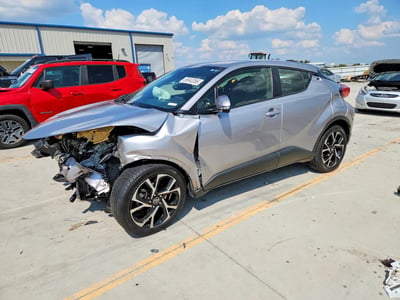 JTNKHMBX1J1****** 2018 Toyota C-HR