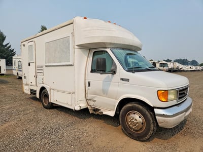 1FDWE35L13H****** 2004 Ford E-350