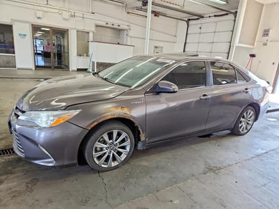 2015 Toyota Camry Hybrid