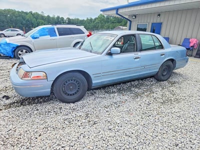 2FAFP74W2XX****** 1999 Ford Crown Victoria