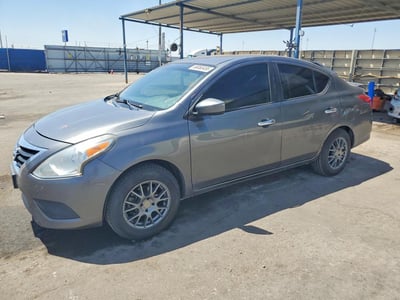 2019 Nissan Versa