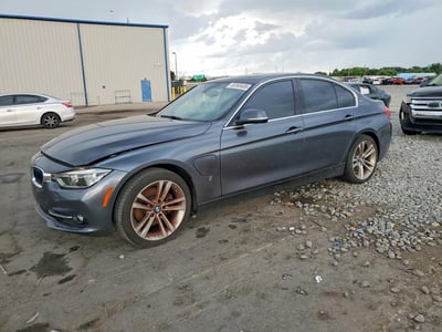WBA8E1C52JA****** 2018 BMW 3 Series