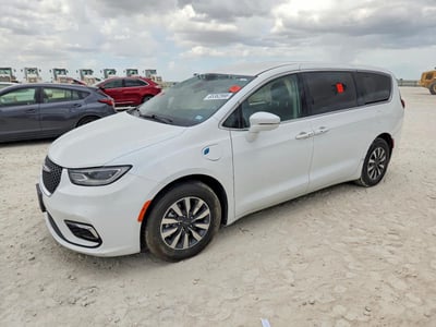 2C4RC1L74NR****** 2022 Chrysler Pacifica