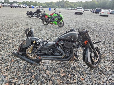 1HD1KVP10KB****** 2019 Harley-Davidson FLHRXS