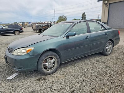 JTDBE32K620****** 2002 Toyota Camry