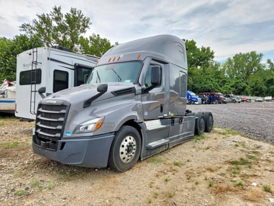 3AKJHHDRXNS****** 2022 Freightliner Cascadia 126