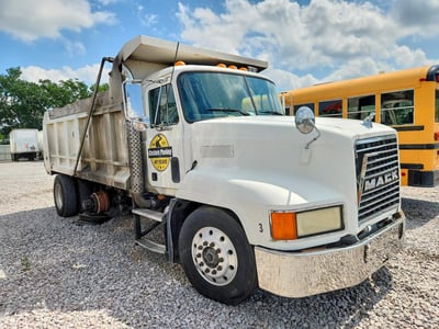 1M1AA13Y6SW****** 1995 Mack Ch613
