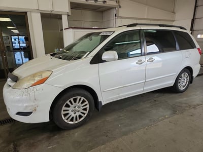 5TDZK22C48S****** 2008 Toyota Sienna