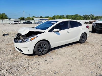 3KPFK4A78JE****** 2018 Kia Forte