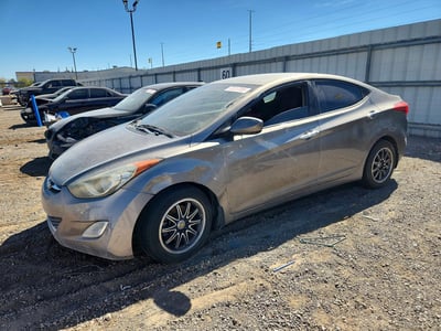 5NPDH4AE2DH****** 2013 Hyundai Elantra