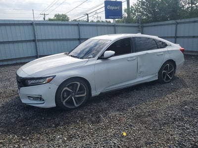 1HGCV1F34JA****** 2018 Honda Accord