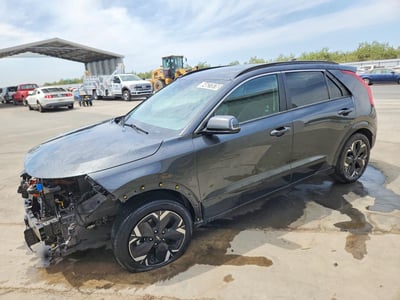 KNDCR3L11P5****** 2023 Kia Niro