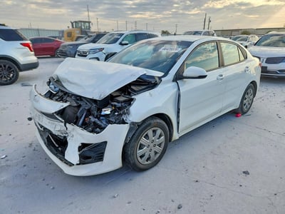 3KPA24AD9NE****** 2022 Kia Rio