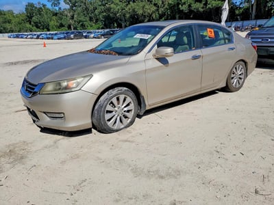 1HGCR2F85DA****** 2013 Honda Accord