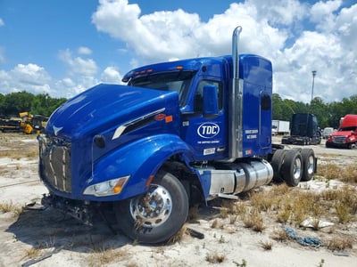 1XPBD49XXPD****** 2023 Peterbilt 579