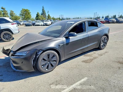 5YJ3E1EB1SF****** 2025 Tesla Model 3