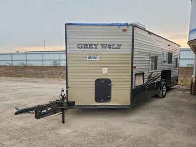 4X4TCK716GX****** 2016 Forest River Cherokee