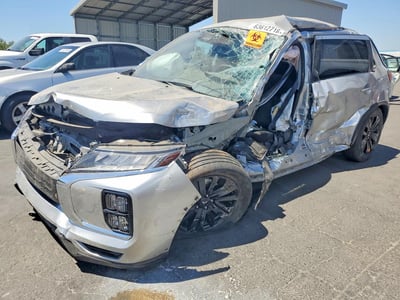 JA4ARUAU2SU****** 2025 Mitsubishi Outlander