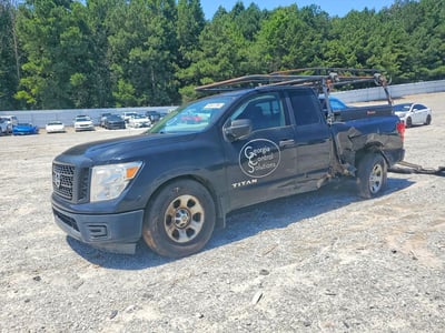 2017 Nissan Titan