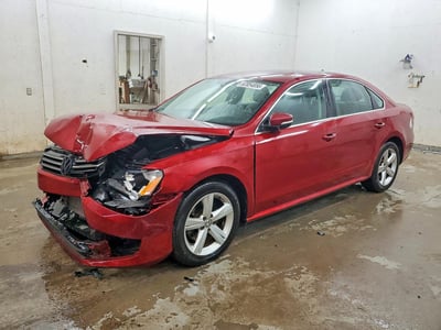 1VWBT7A38FC****** 2015 Volkswagen Passat