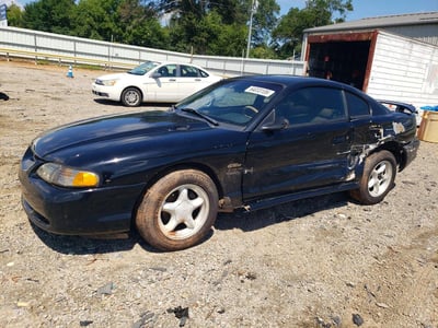 1FAFP42X0WF****** 1998 Ford Mustang