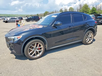 ZASFAKNN5J7****** 2018 Alfa Romeo Stelvio