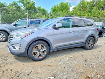 KM8SMDHF7GU****** 2016 Hyundai Santa Fe