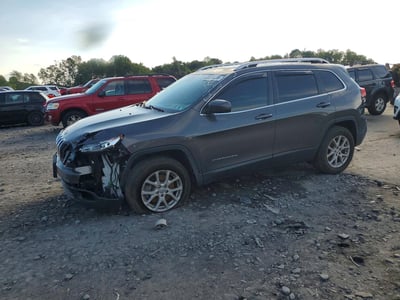 1C4PJMCS9HW****** 2017 Jeep Cherokee