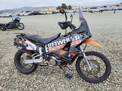 VBKVA44008M****** 2008 KTM V-twin LC8 Adventure